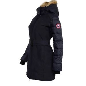 LIKE NEW CANADA GOOSE WOMENS PARKA
